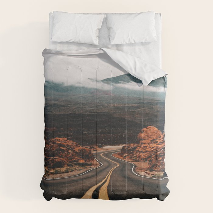 Road to Valley of Fire Comforter Gallery Image 6