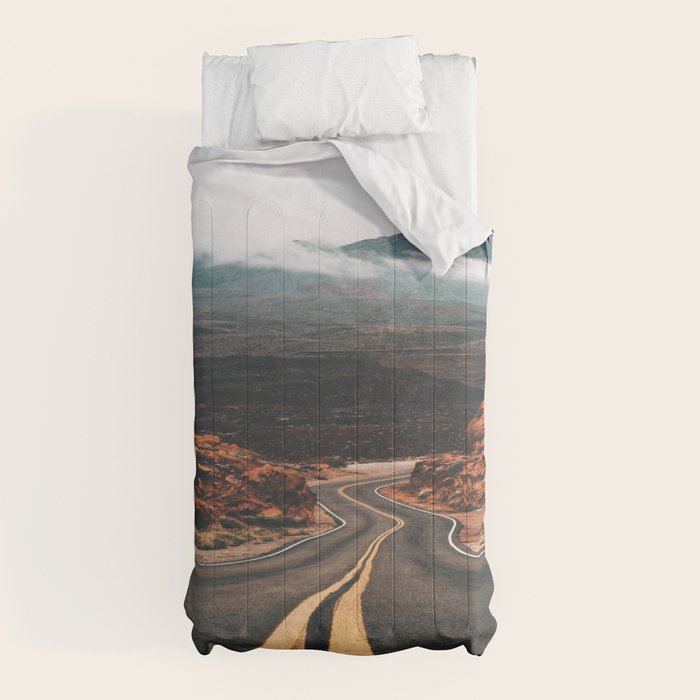 Road to Valley of Fire Comforter Gallery Image 10