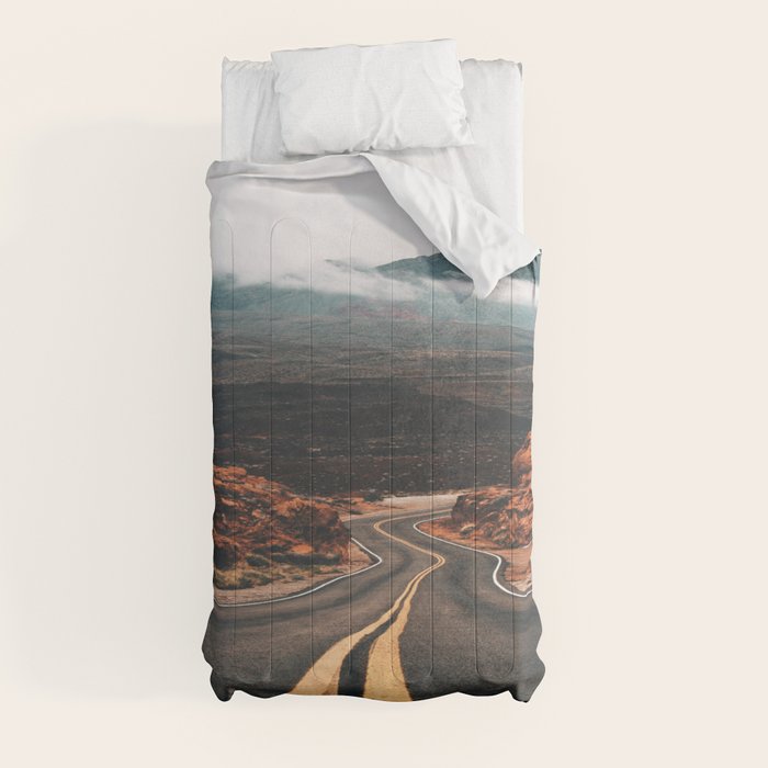 Road to Valley of Fire Comforter Gallery Image 9