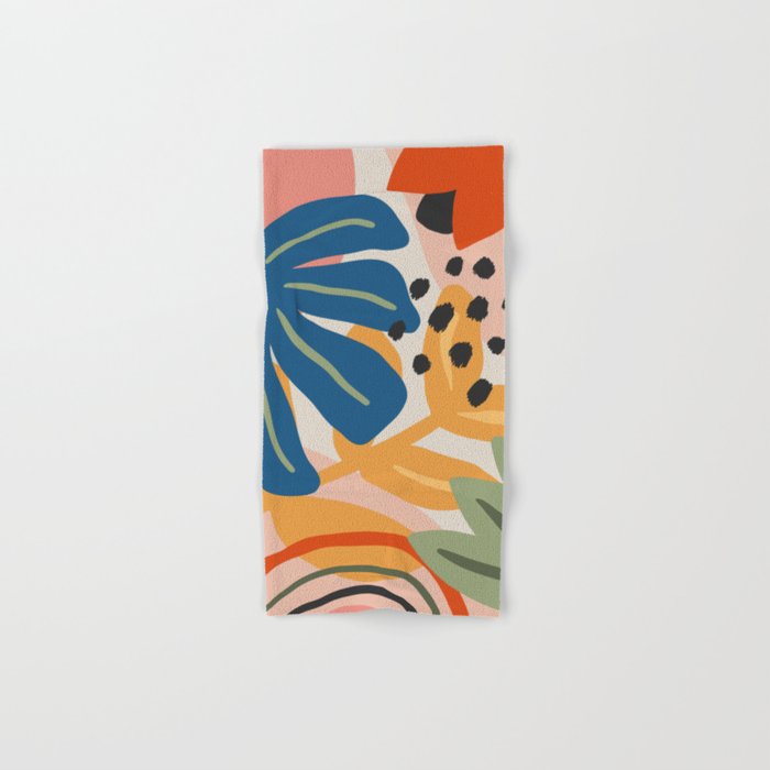 Flower Market Madrid, Abstract Retro Floral Print Bath Towel Gallery Image 1