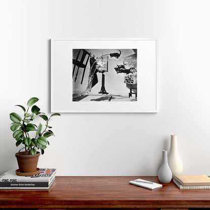 Dalí Atomicus, Salvador Dali painting with flying cats and water spurts surrealism / surrealist black and white photograph / photography by Philippe Halsman Framed Art Print Gallery Image 37